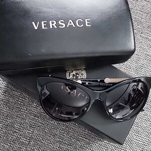 Versace Elegant Black Cat-Eye Sunglasses